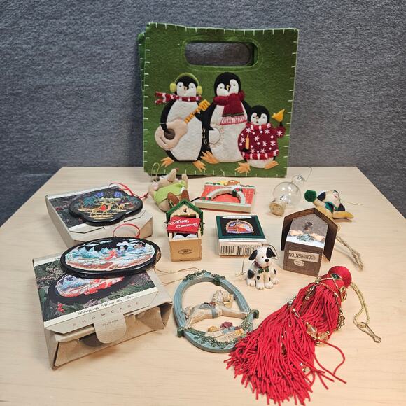 Lot of 12 Christmas Ornaments Felt Storage Bag 3 Keepsake Disney Mouse Puppy - Picture 9 of 9